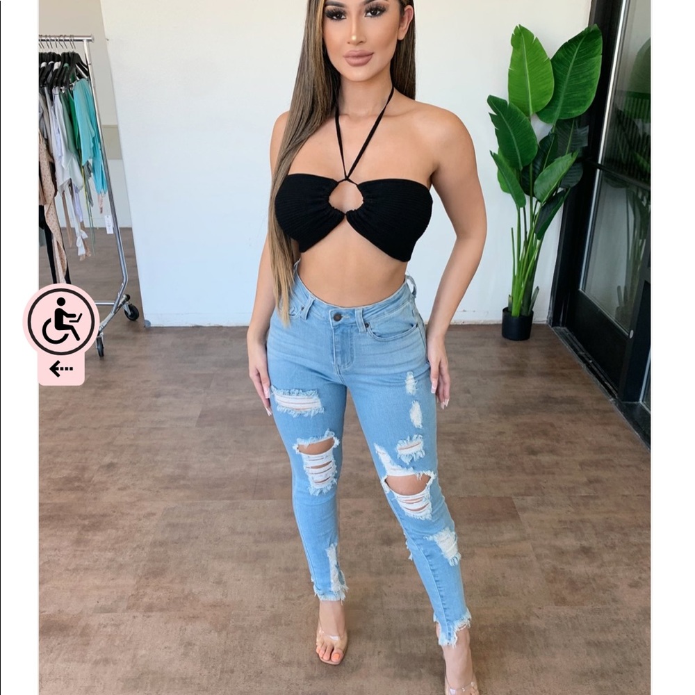 Ripped Skinny Jeans